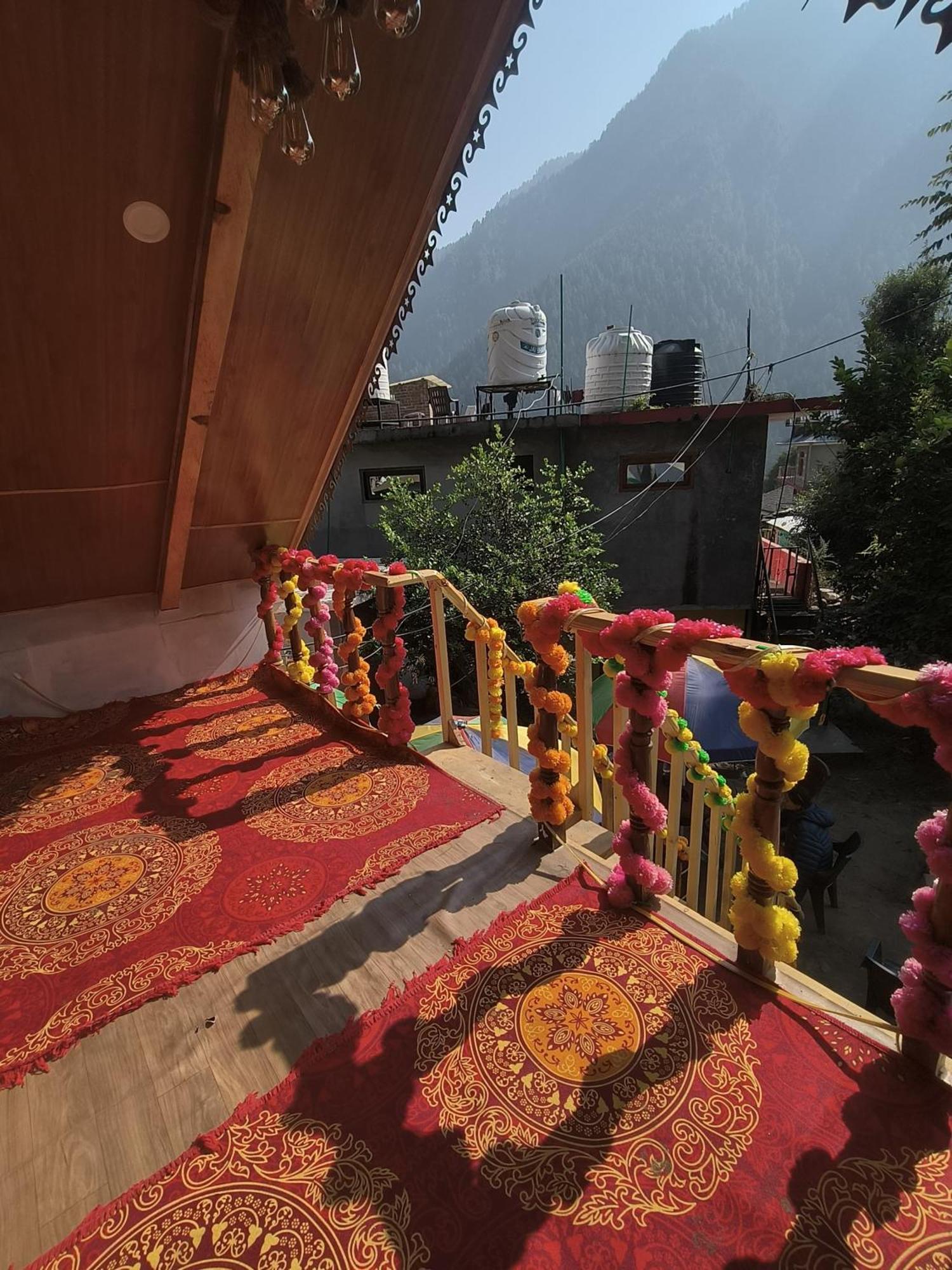 Stoner'S Delight Hostel Kullu Exterior photo